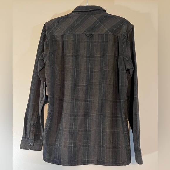 Hurley Classic Fit Button Down - Picture 2 of 4